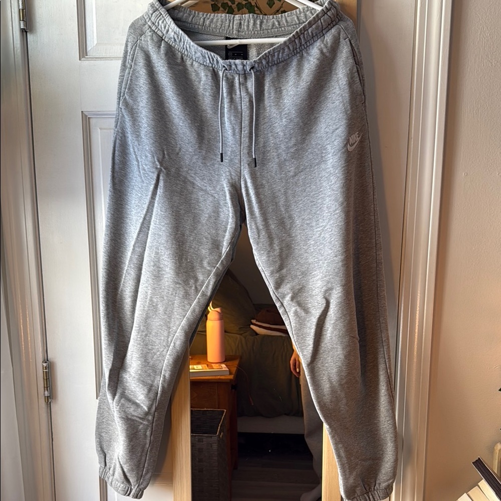 Nike Joggers Size Medium